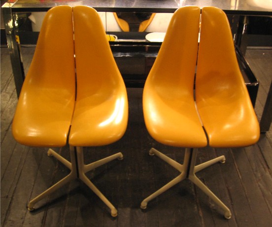 Fiberglass Split Back and Seat Pedestal Chairs