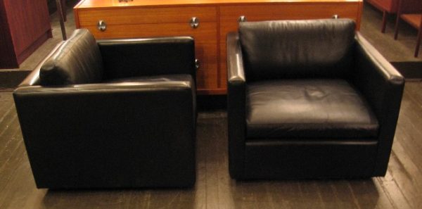 Pair of Pfister Lounge Chairs by Knoll
