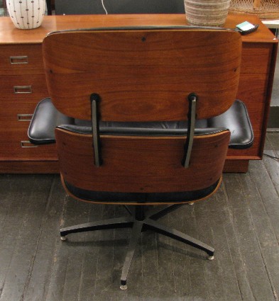 Vintage Eames Style Lounge Chair in Walnut & Leather