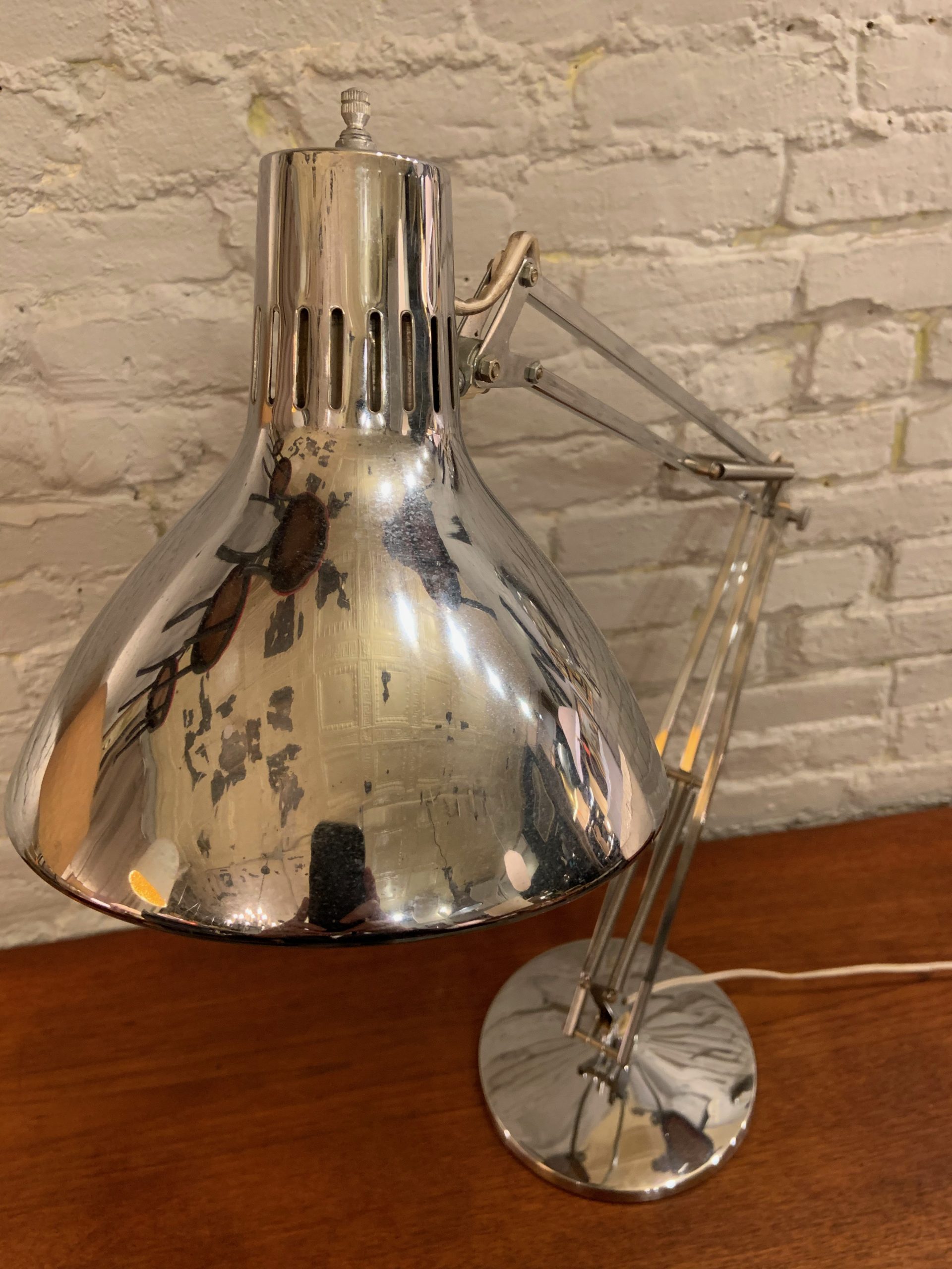 Væk Dwelling tang Luxo Chrome Table Top Task Lamp – Mid-Century Modern Furnishings – White  Trash NYC