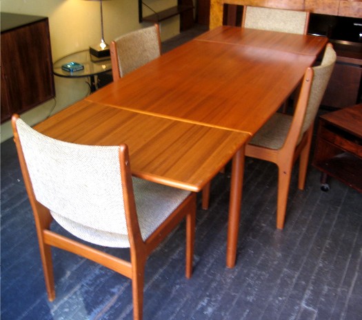 Teak Draw Leaf Dining Table and Four Chairs