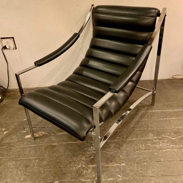 Italian Chrome & Ribbed Vinyl Lounge Chair with Ottoman, Attr. Otto Gerdau