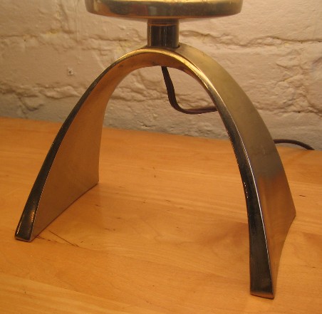 Arched Base Laurel Mushroom Table Lamp