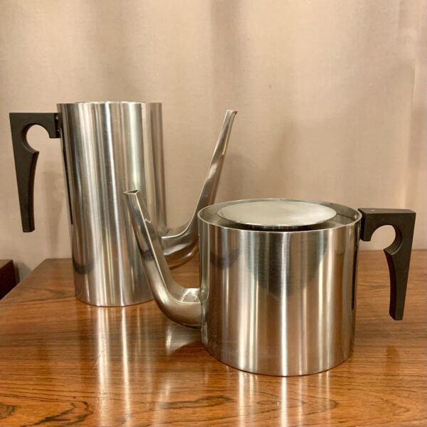 Arne Jacobsen Cylinda Coffee & Tea Pot for Stelton Denmark