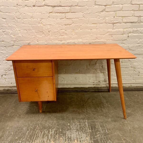 Paul McCobb Planner Group Desk from the 1950s