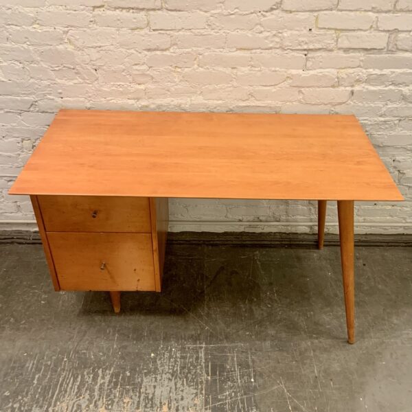 Paul McCobb Planner Group Desk from the 1950s