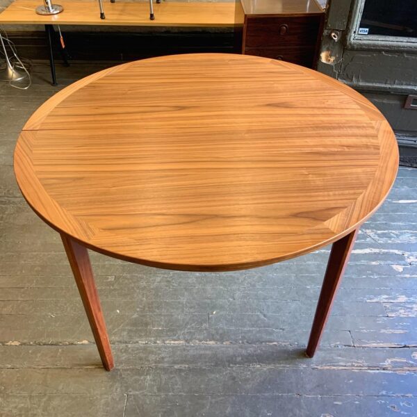 Round Teak Extension Dining Table
