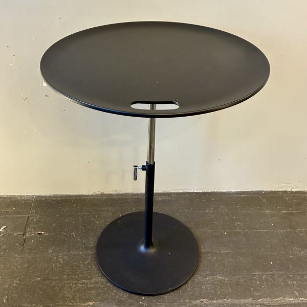 Rise Table by Jasper Morrison for Vitra