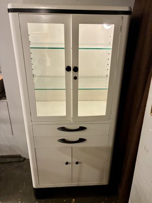 Lighted Medical Cabinet from the 1950s by Hamilton