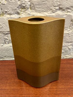 Mikasa Three Toned "La Ronde" Moselle Ceramic Vase