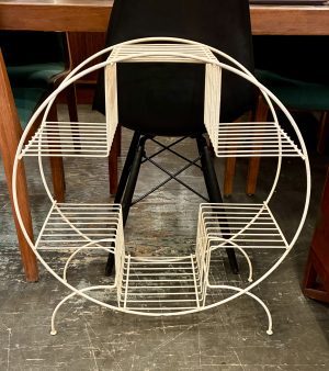 Bent Wire Plant Stand from the 1950s