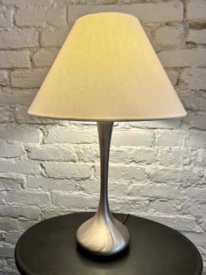 Laurel Lamp Company Genie Style Table Lamp